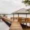 Couples Retreat on Bay Tree Lake - Elizabethtown