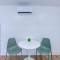 Beverly Hills Studio Apartment 2 Queen Beds