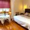 Nubes Hotel