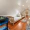 Casa Luna- Beautiful Maltby style home, just a short drive from Big Bears attractions!