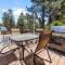Cub Run Cabin - Spacious home close to the lake with Hot tub! - بيغ بير لاكي