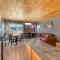 Lakefront Oasis - Adorable lakefront cabin with a private beach! - بيغ بير لاكي