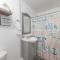 Lakefront Oasis - Adorable lakefront cabin with a private beach! - بيغ بير لاكي