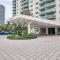 MIAMI Beach Collins Ave Apartments Free Parking