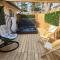 Boho Cottage - Hot tub and close to Beach - Fort Erie