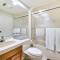 1 Mi to Big Boulder Lakefront Unit with Pool Access - ليك هارمونى