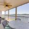 Lake Views and Screened Porch Ozarks Getaway! - 四季城