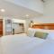 Copper Mtn Condo w/ Heated Pool: Ski-In/Walk-Out!