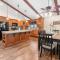 Moose Tracks Lodge - Forest and mountain views! Smart TV with streaming app and Game Room! - Биг-Бэар-Сити