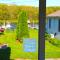 Waterfront Cottage 4