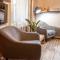 Quiet Romantic Studio plus parking, Tartu Home