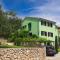 House Zrile with garden and jacuzzi