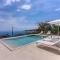 Villa Mediterranea with Heated Pool, close to Town