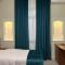 Hotel Shakhname