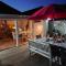 216 Coast Road, Ocean Bliss Direct Beach Access & Endless Waves - Pevensey