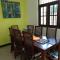 A tropical paradise; stunning house, pool, garden - Wattala