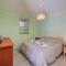 Brighty Rainbow House Garden - Happy Rentals