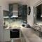 Luxurious 2-Bed Seaside Apartment in Saronida
