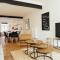 LAtelier central by WelcHome