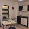 Studio by Astero Apartments - 雅西