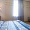 Malon Apartments