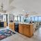 3ASTll Luxury Oceanfront 3BR/2B Condo in Shoreham Towers II