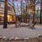 Big Bear Den - Great cabin far enough from town to getaway and fully fenced yard with firepit - مدينة بيغ بير
