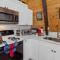 Big Bear Den - Great cabin far enough from town to getaway and fully fenced yard with firepit