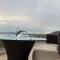 Luxurious 2-Bed Seaside Apartment in Saronida