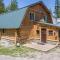Grey Wolf Retreat by KABINO Sleeps 20 Commercial Kitchen Fire Pit WiFi Bunk Beds