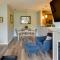 Mount Pleasant Condo with Pool and Bikes Near Beach! - Чарлстон