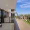 Modern Miami Beach Condo with Beach Service & Pool - Miami Beach