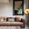 Stunning Designer Penthouse - 85 Cinema TV!
