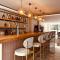 FIFTY5 Suite Hotel