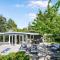 Spacious Cottage With A View Of Wild Nature - Dronningmølle