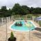 Cottage a la campagne avec piscine et SPA - Ardentes