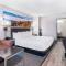 Days Inn by Wyndham Hamilton