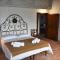 Agriturismo Il Loppo, your Home in the Woods - Spello