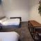Spacious & comfy 4 bed house, 6 Beds, Free Private Parking & Wifi