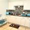 CasaAzul-2605B-Beach & Pleasure Pier a block away with EV Tesla - 加尔维斯敦