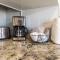 Downtown 1 Bedroom Charmer - Walk, Bike, Enjoy!!