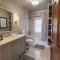 Luxury Home w/ Private Patio Mins away from DT RC