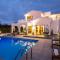 Cocoon Luxury Villa In Coral Bay-3 Min To Beach