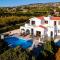 Cocoon Luxury Villa In Coral Bay-3 Min To Beach