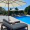 Cocoon Luxury Villa In Coral Bay-3 Min To Beach