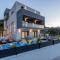 Villa ToDo with heated pool and jacuzzi