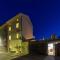 CASA MARIO-charming stone house with jacuzzi