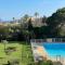 Grand Studio proche mer avec piscine.