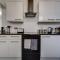 The Long Hall 2 bed ground floor annexed apartment - sleeps 6