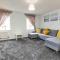 Cloudstays Birmingham Luxury Townhouse 2 lakes sleeps upto 8 Free Parking & WIFI